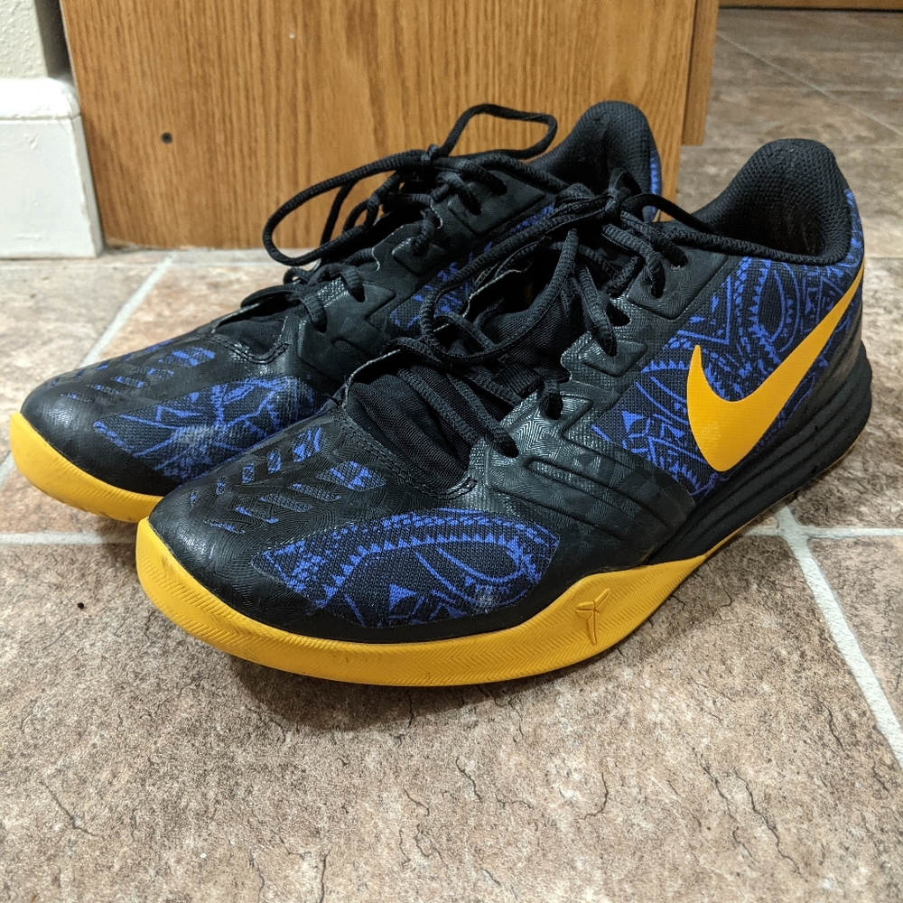 Nike Kobe Mentality RARE Lakers Violet and Gold Size 12